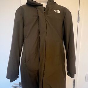 The North Face Women’s Arctic Parka (Olive Green / S)